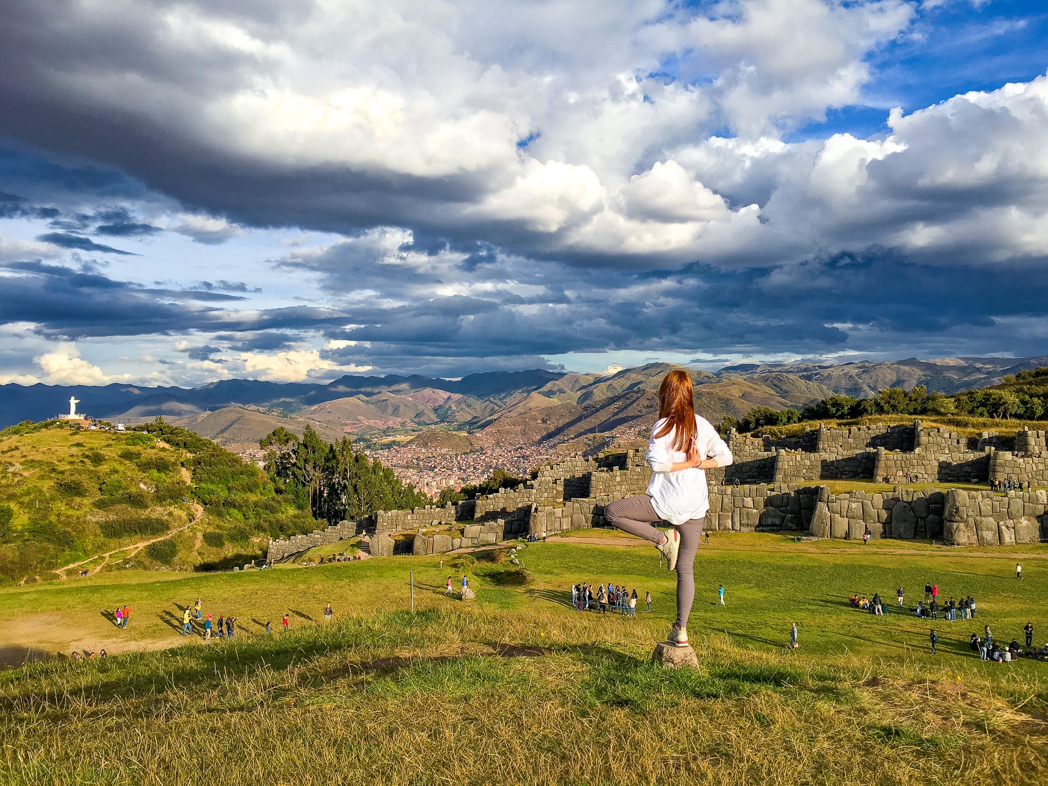 sacsayhuaman cristo blanco